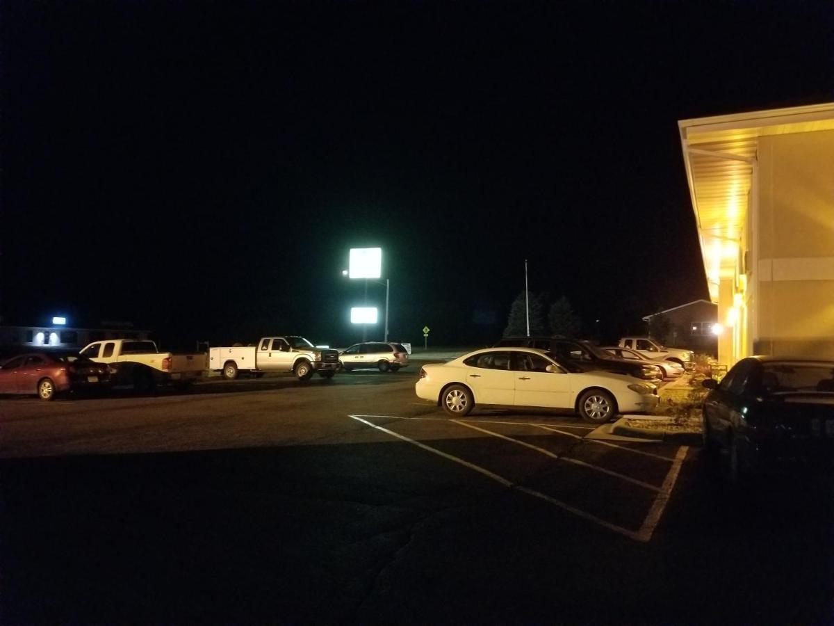 Bilmar Inn & Suites Dell Rapids Ngoại thất bức ảnh