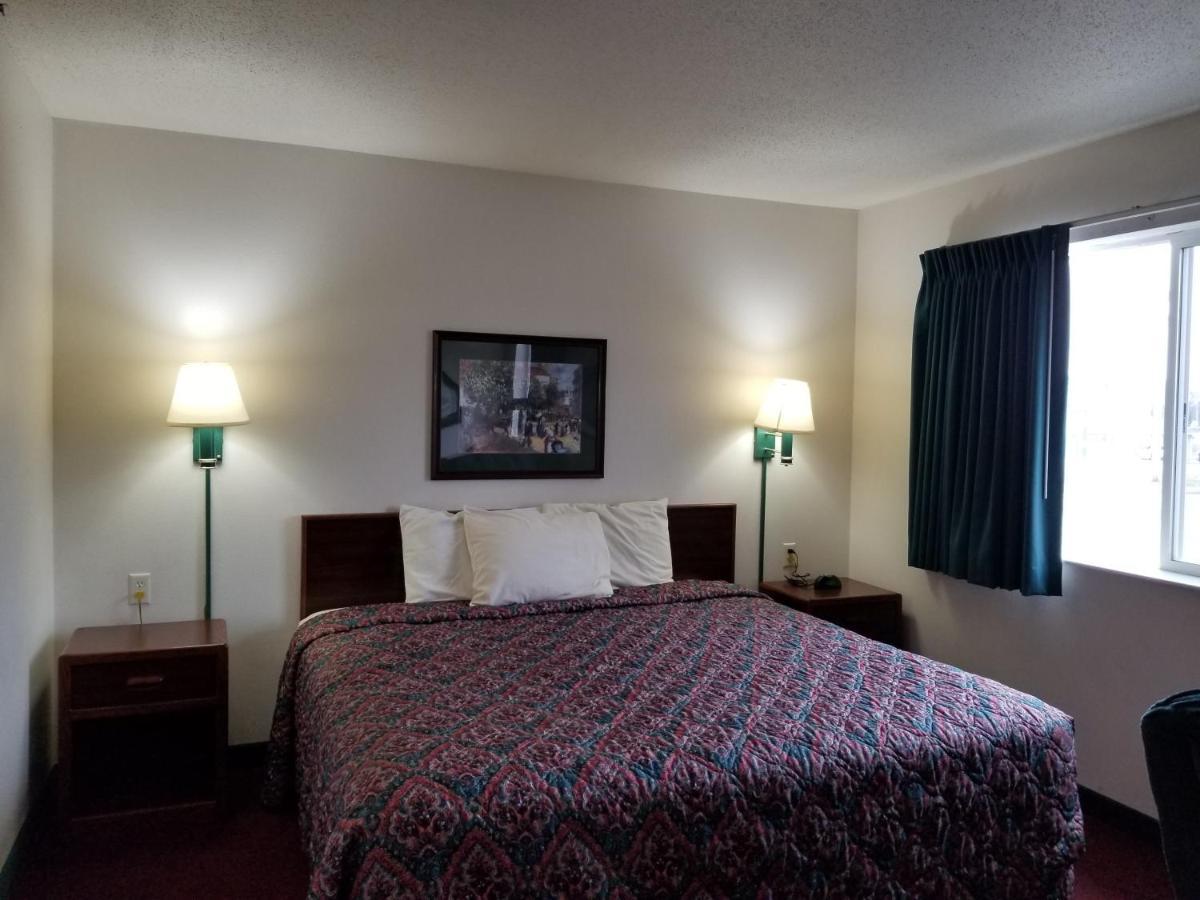 Bilmar Inn & Suites Dell Rapids Ngoại thất bức ảnh