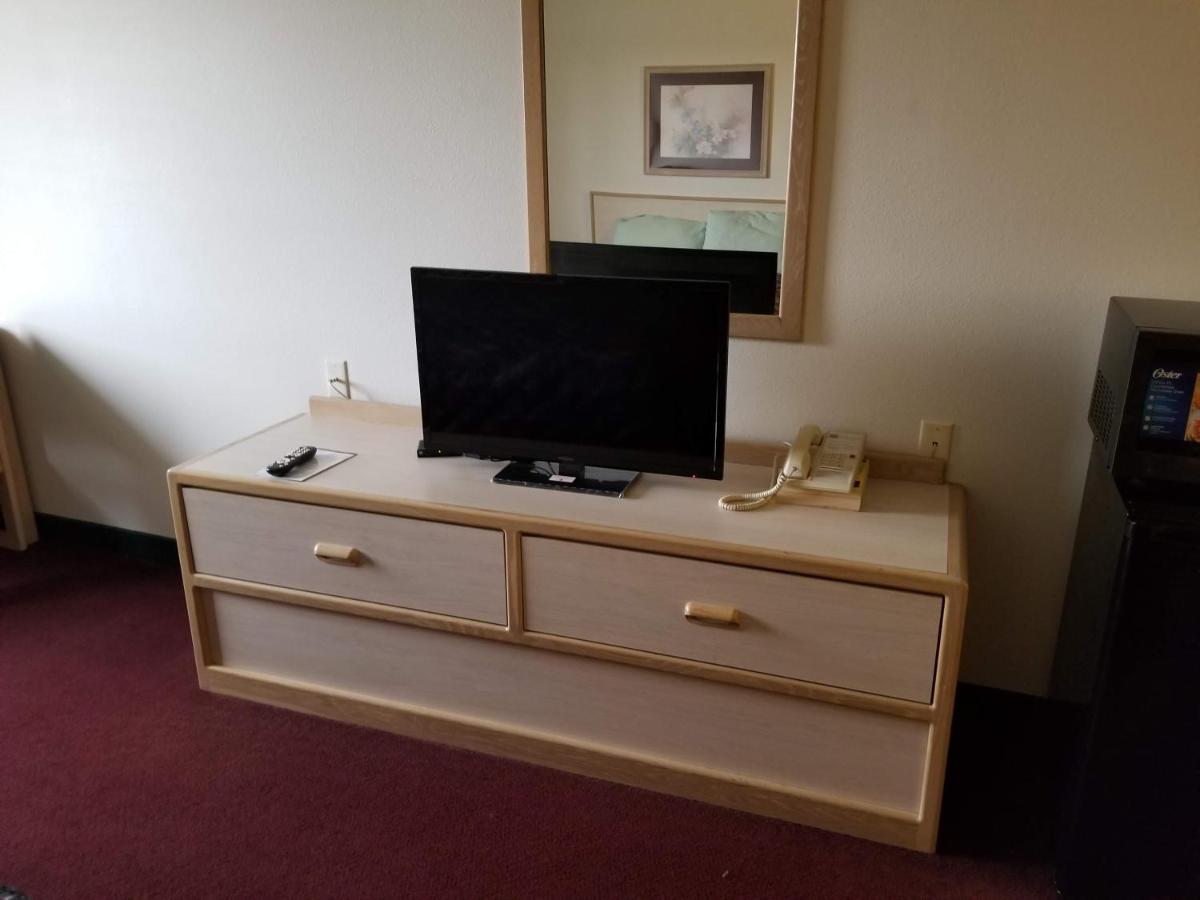 Bilmar Inn & Suites Dell Rapids Ngoại thất bức ảnh
