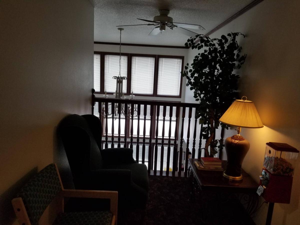 Bilmar Inn & Suites Dell Rapids Ngoại thất bức ảnh