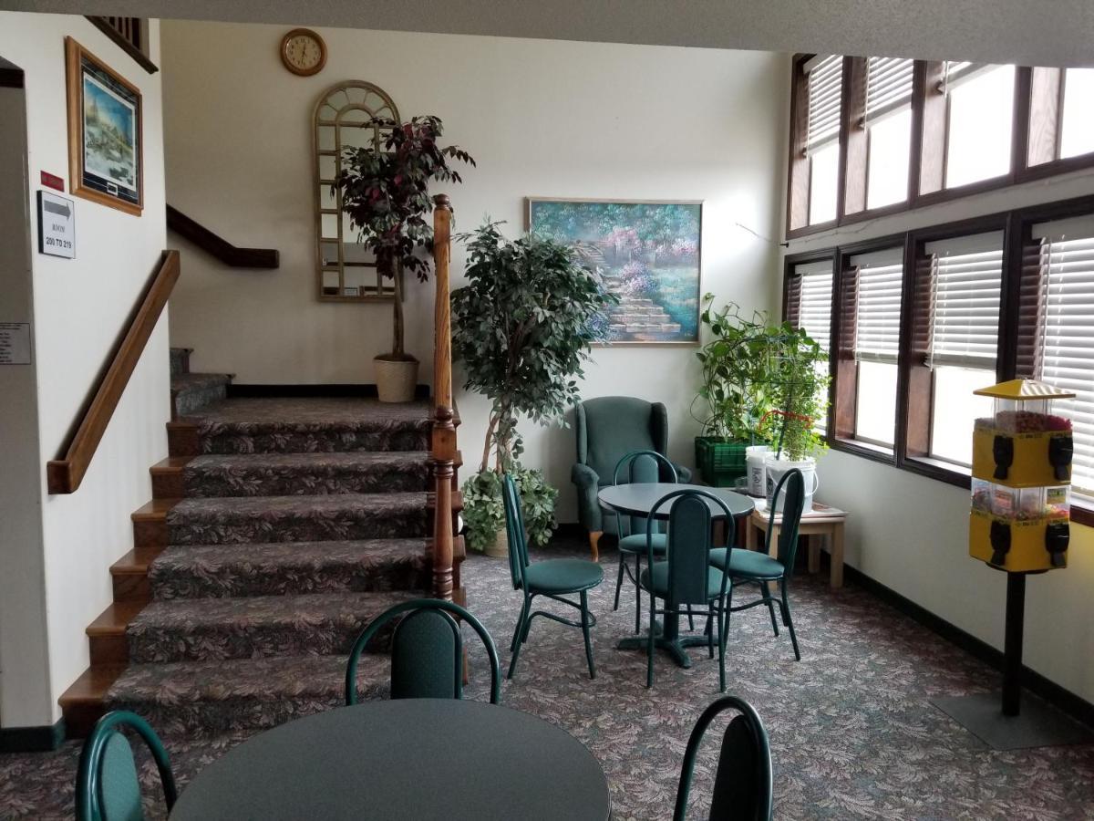 Bilmar Inn & Suites Dell Rapids Ngoại thất bức ảnh