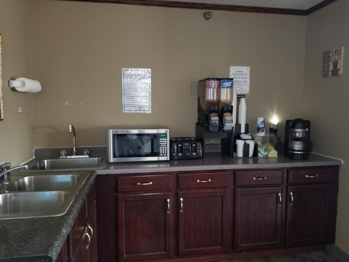 Bilmar Inn & Suites Dell Rapids Ngoại thất bức ảnh