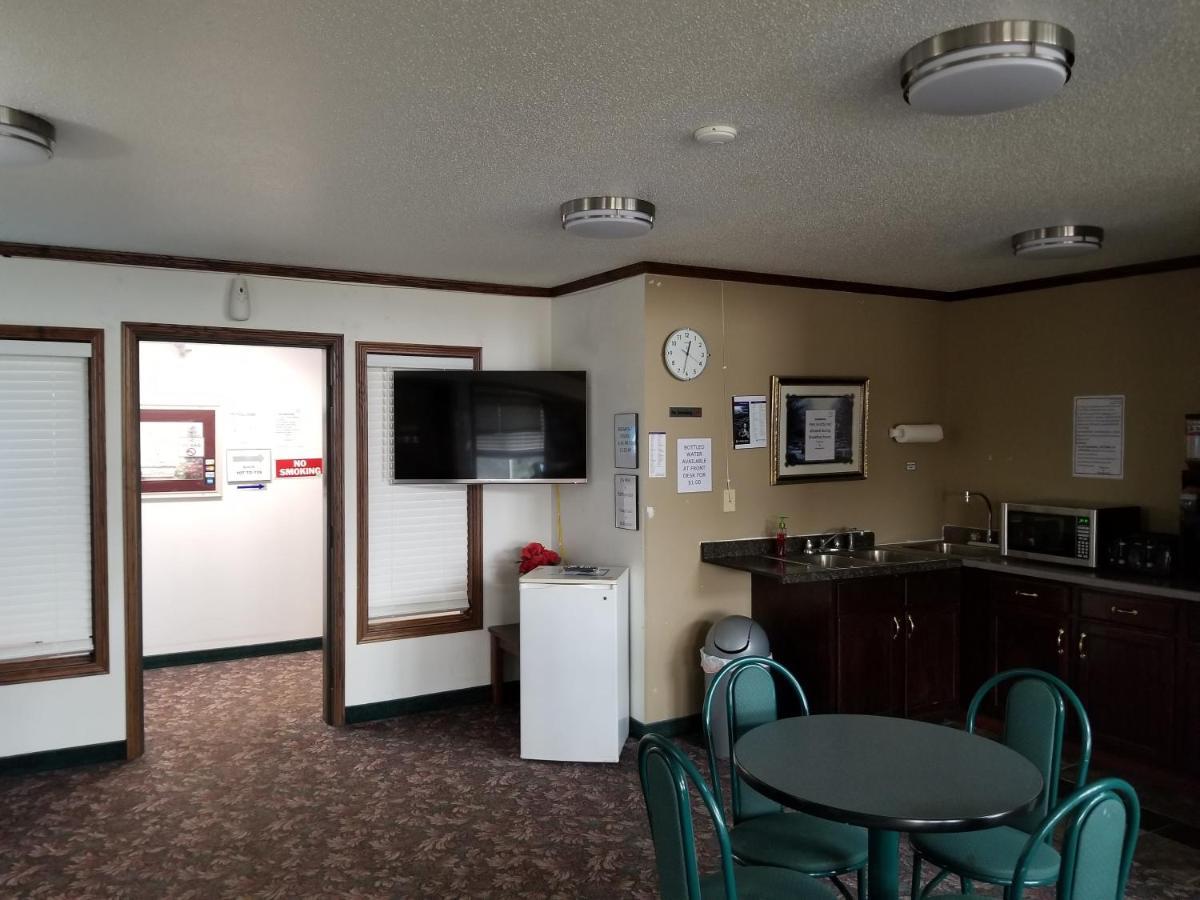 Bilmar Inn & Suites Dell Rapids Ngoại thất bức ảnh