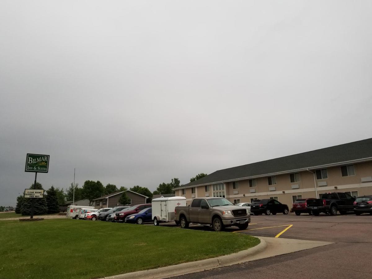 Bilmar Inn & Suites Dell Rapids Ngoại thất bức ảnh